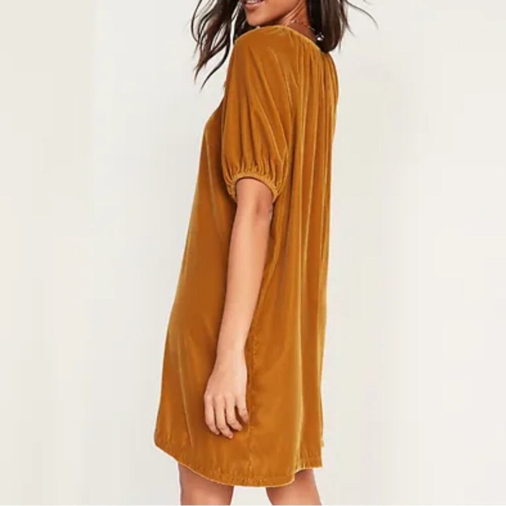 Old Navy Puff-Sleeve Velvet Mini Shift Dress for Women- Chaperral Size S